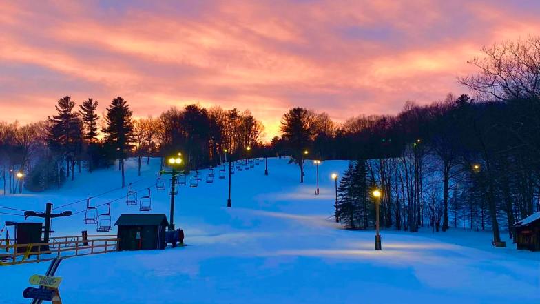 Maple Ski Ridge