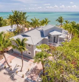 aerial of beachfront house in captiva
